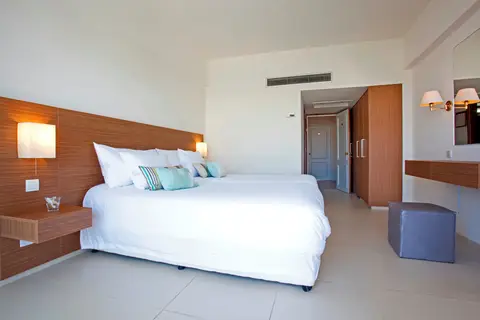 Sandy Beach Hotel & Spa in Larnaca — foto 30
