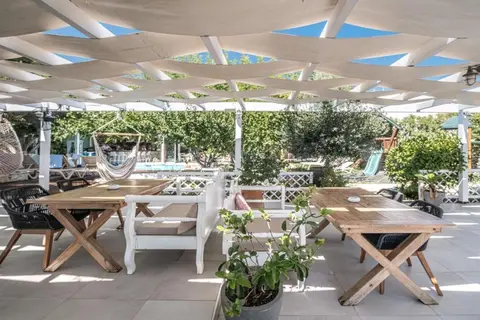 Georgia's Garden Hotel in Δημοτική Ενότητα Γαζίου — foto 8