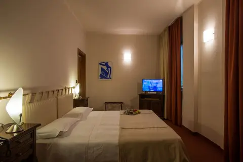Hotel Lux in Alessandria — foto 28