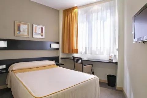 Blu Hotel Pamplona in Valle de Elorz / Elortzibar — foto 14