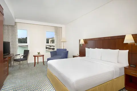 Millennium Lakeview Hotel in Dubai — foto 6