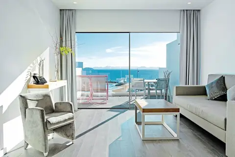 CalaLanzarote Suites Hotel in Yaiza — foto 2