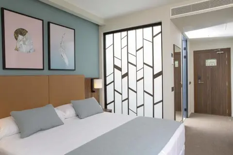 Hotel Riu Plaza España in Madrid — foto 27