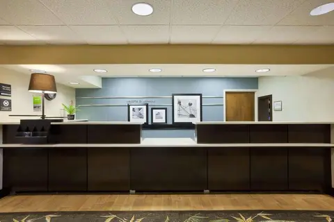 Hampton Inn by Hilton Orlando International D in Orlando — foto 9