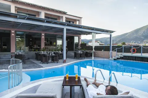 Armonia Luxury Hotel in Δημοτική Ενότητα Λευκάδος — foto 2