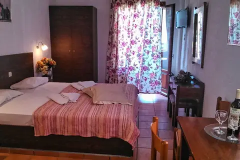 Fotula Studios in Δημοτική Ενότητα Γαζίου — foto 29