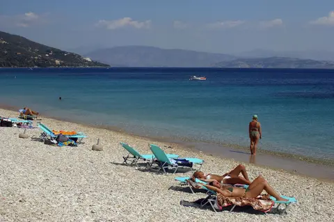 Appartementen La Riviera Barbati Seaside in Μπαρμπάτι — foto 14