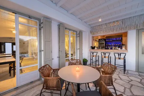 Deliades Hotel in Ορνός — foto 6