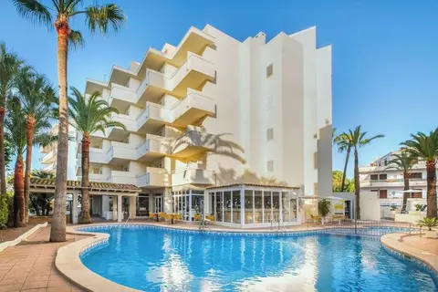 Aparthotel & Suites Cap de Mar in Son Servera