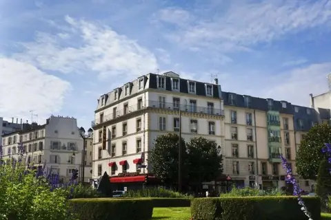 Le Bon Hotel in Neuilly-sur-Seine