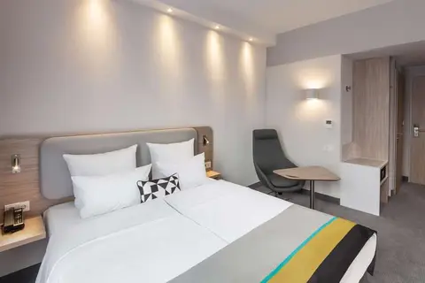 Holiday Inn Express Munich North in München — foto 12