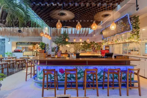 Ramada Encore by Wyndham Bali Seminyak in Kuta — foto 12