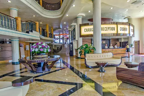 Admiral Hotel in СПА център Ривиера Бийч — foto 19