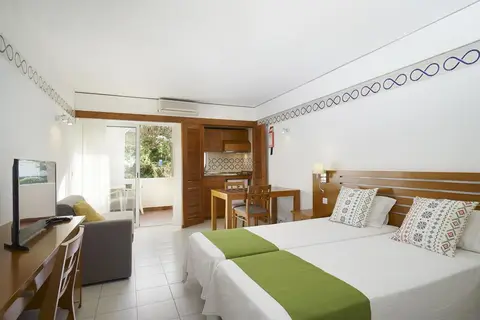 Golden Club Cabanas in Mexilhoeira Grande — foto 2
