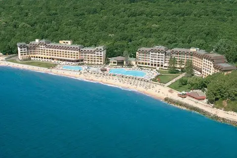 Riviera Beach in Ривиера — foto 11