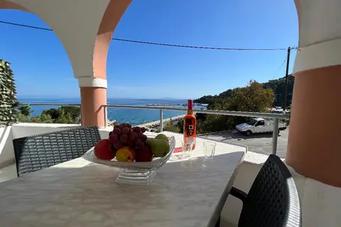 Harbour View in Ιθάκη (Πισαετός) - Κεφαλονιά (Πόρος) — foto 5