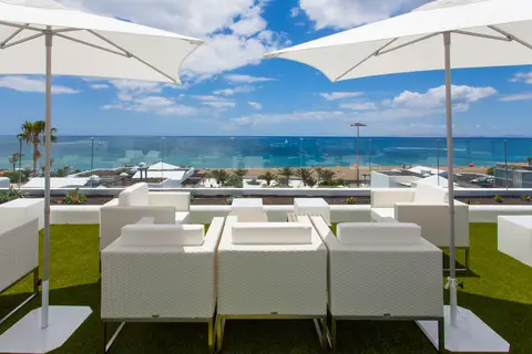 R2 Bahía Kontiki Beach Apartments in Puerto del Carmen — foto 28