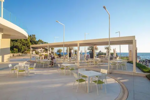 Hotel Palas Lux in Petrovac na Moru — foto 5
