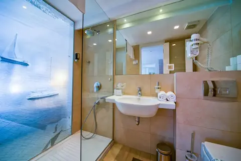 Hotel Castellastva in Petrovac na Moru — foto 10