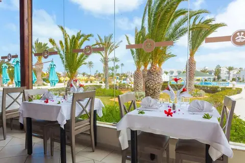 Djerba Holiday Beach in مزراية — foto 28
