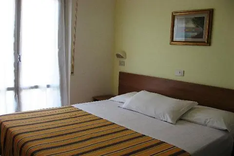 Demo Hotel - Design Emotion in Rimini, foto 4