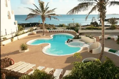 Neptuno Suites in Costa Teguise — foto 11
