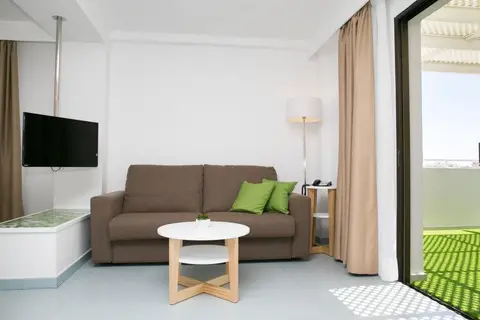 Hotel LIVVO Anamar Suites in San Bartolomé de Tirajana — foto 27