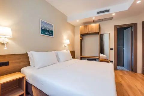 Aragosta Restaurand-Hotel in Durrës — foto 3