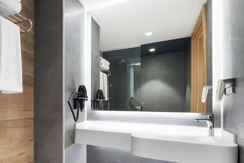 Ibis Istanbul Sisli in Şişli — foto 13
