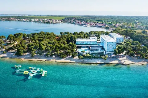 Pinija in Petrčane — foto 25