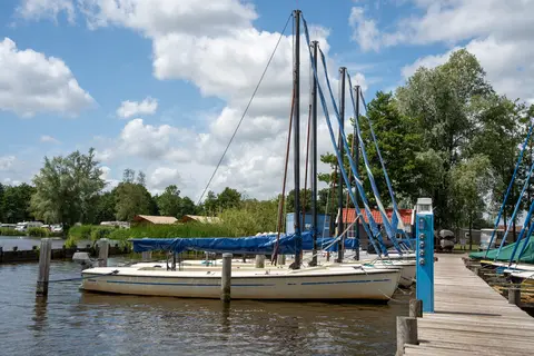 Vakantiepark Bergumermeer in Suameer — foto 16