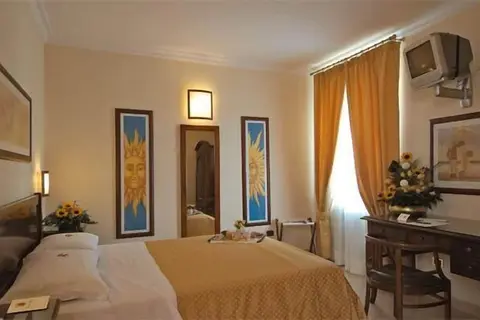 Buono Hotel in Napels — foto 7