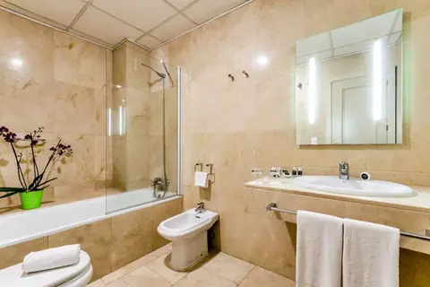 Exe Suites 33 in Madrid — foto 7