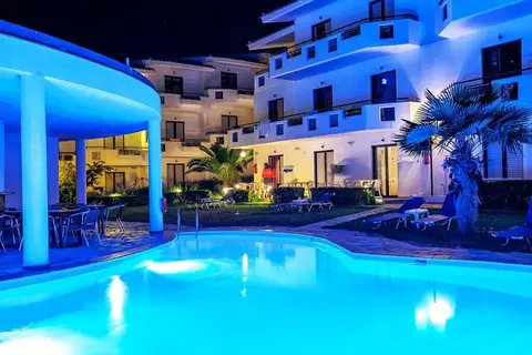 Xenios Dolphin Beach Hotel in Δημοτική Ενότητα Κασσάνδρας — foto 11