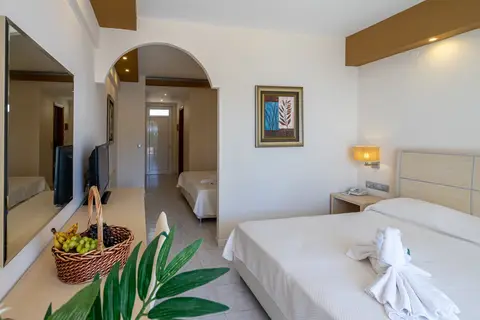 Kamari Plus Hotels in Λάρδος — foto 14