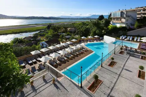 The Royal Grand Hotel in Korfoe — foto 19