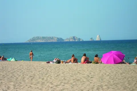 Playa Brava in Platja de Pals — foto 29