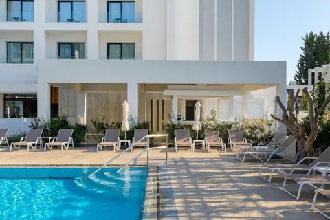Anemi Hotel & Suites Paphos in Paphos — foto 13