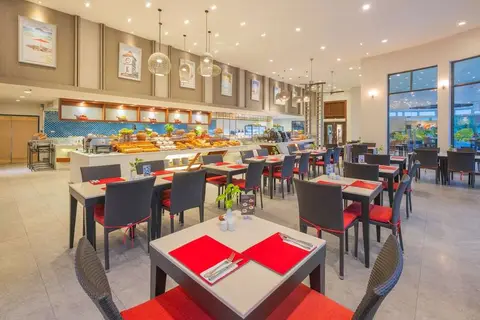 Deevana Plaza Phuket Resort in ตำบลป่าตอง — foto 5