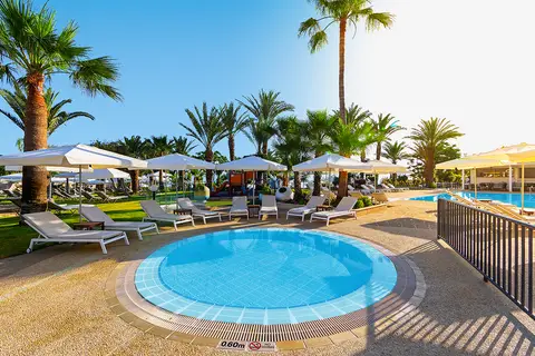 Crystal Springs Beach Hotel in Παραλίμνι — foto 27