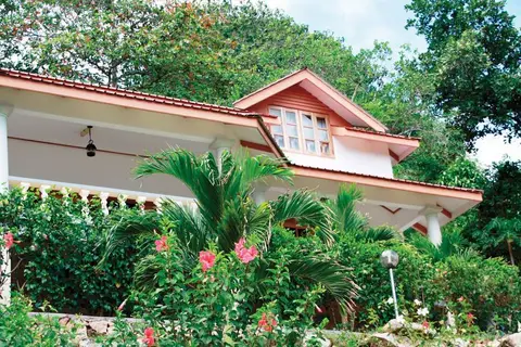 Patatran Village Hotel in La Passe, foto 12
