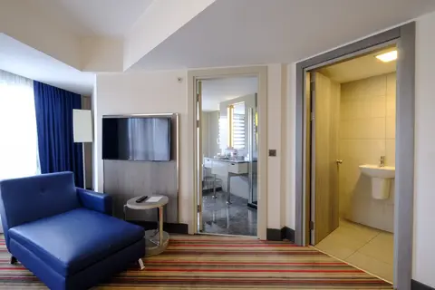 Ramada Plaza by Wyndham Izmir in Konak — foto 28