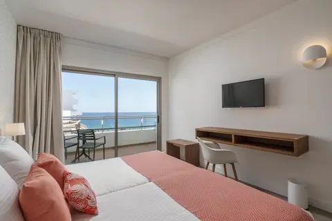 Alua Atlántico Golf Resort in Urbanización El Guincho — foto 18