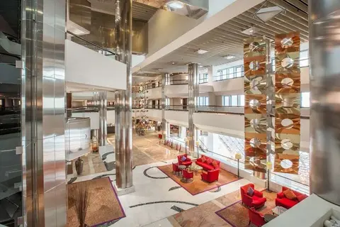 Crowne Plaza Deira in ديرة — foto 22