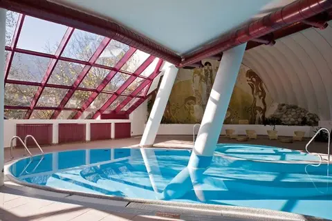 Family Hotel Schloss Rosenegg in Fieberbrunn — foto 17