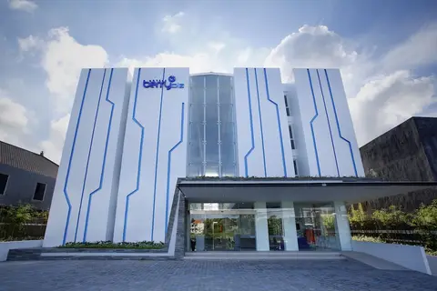Berry Biz Hotel Sunset Road in Kuta — foto 28