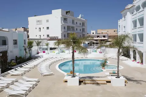 Beach Star Ibiza Affiliated by Senator in Sant Antoni de Portmany — foto 3