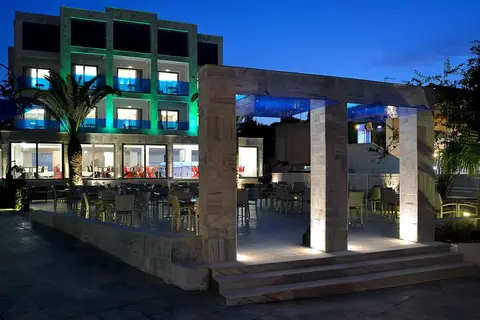 TRYP by Wyndham Corfu Dassia in Ύψος — foto 13