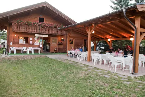 Baita Dolomiti Village in Sarnonico — foto 10