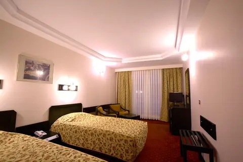 Istanbul Royal Hotel in Fatih — foto 27